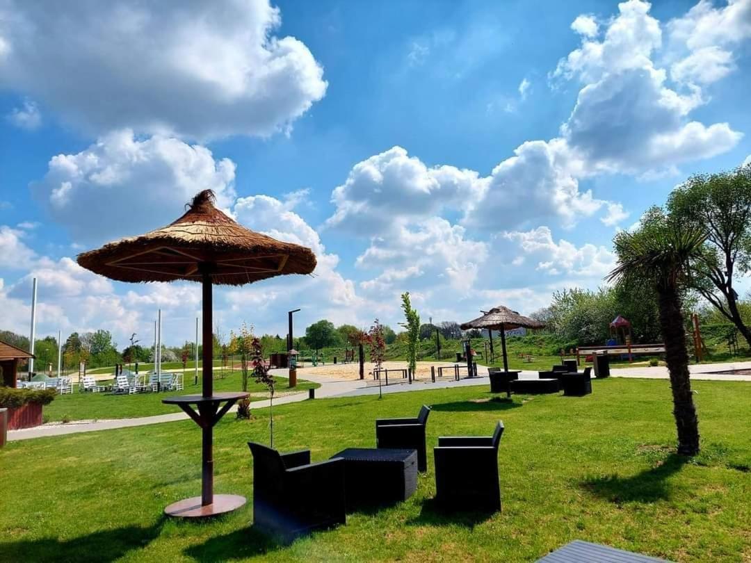 Apartament Zamkowy Będzin Esterno foto